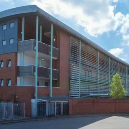 4B Loft Penthouse Industrial Decor With Canal & City Views Coventry Exterior photo