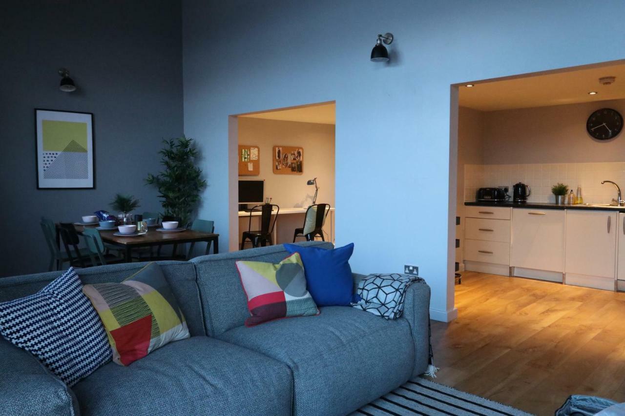 4B Loft Penthouse Industrial Decor With Canal & City Views Coventry Exterior photo